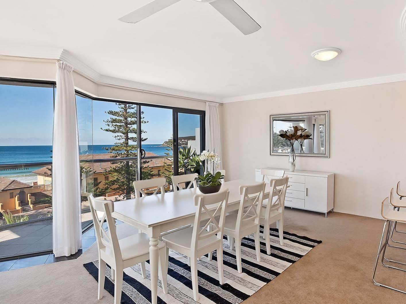 Manly Surfside Holiday Apartments Εξωτερικό φωτογραφία